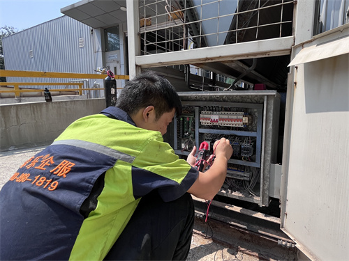 風冷式水冷機組維修